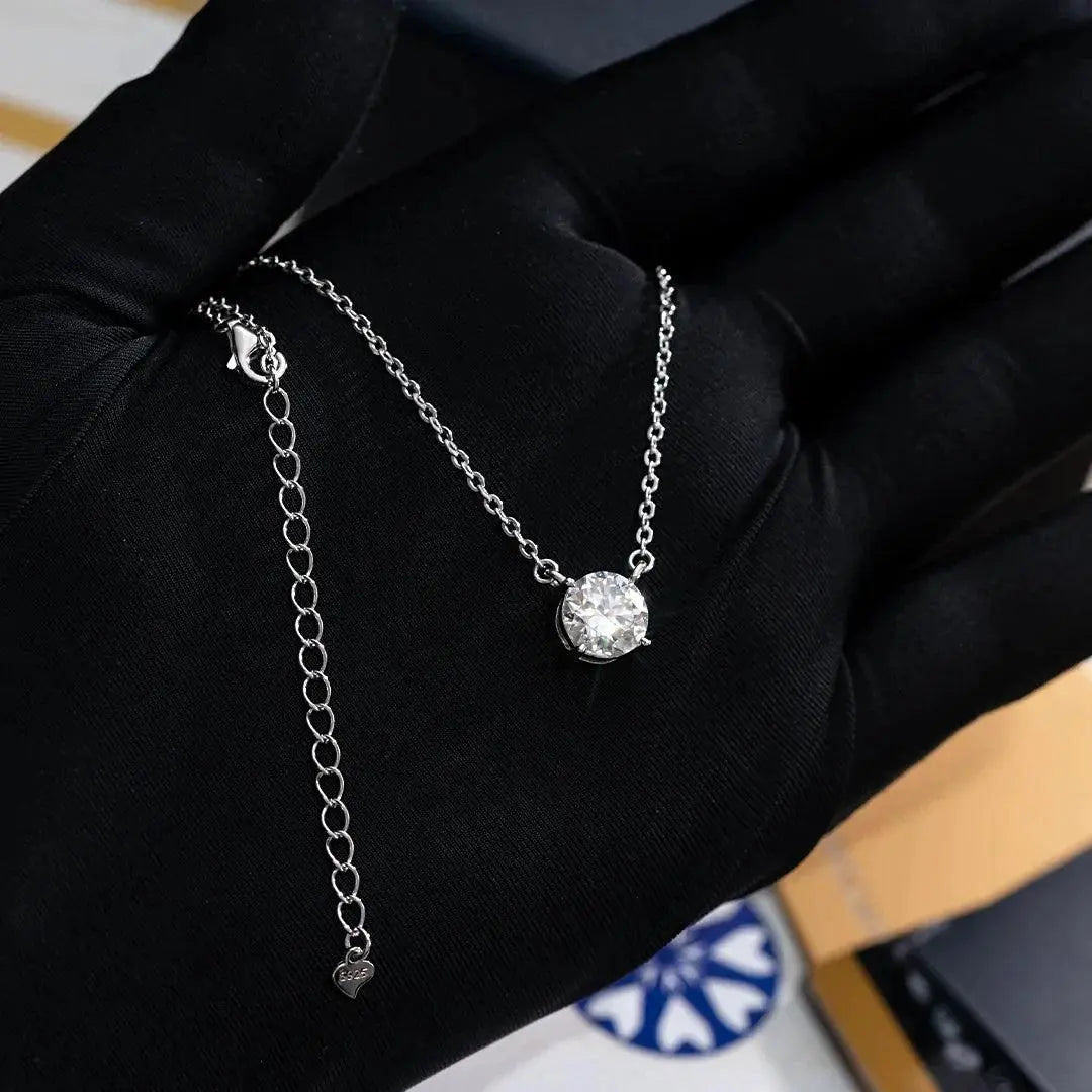 2ct Moissanite Solitaire Adjustable Necklace - White Vermeil - Cartice™LuxuryJewelryGoldSilverWatchBraceletNecklaceChainIced-outCubanMoissaniteTarnish-freeStainlessDurablePremiumShinePlatedStatementDiamondAffordable