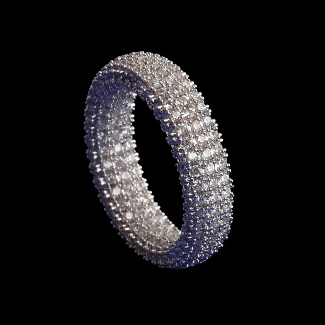 Stones of Round Iced Out Ring - Cartice™LuxuryJewelryGoldSilverWatchBraceletNecklaceChainIced-outCubanMoissaniteTarnish-freeStainlessDurablePremiumShinePlatedStatementDiamondAffordable