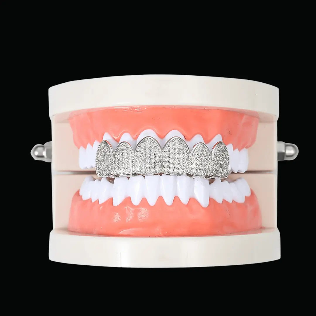 Classic Iced Out Grillz - Cartice™LuxuryJewelryGoldSilverWatchBraceletNecklaceChainIced-outCubanMoissaniteTarnish-freeStainlessDurablePremiumShinePlatedStatementDiamondAffordable