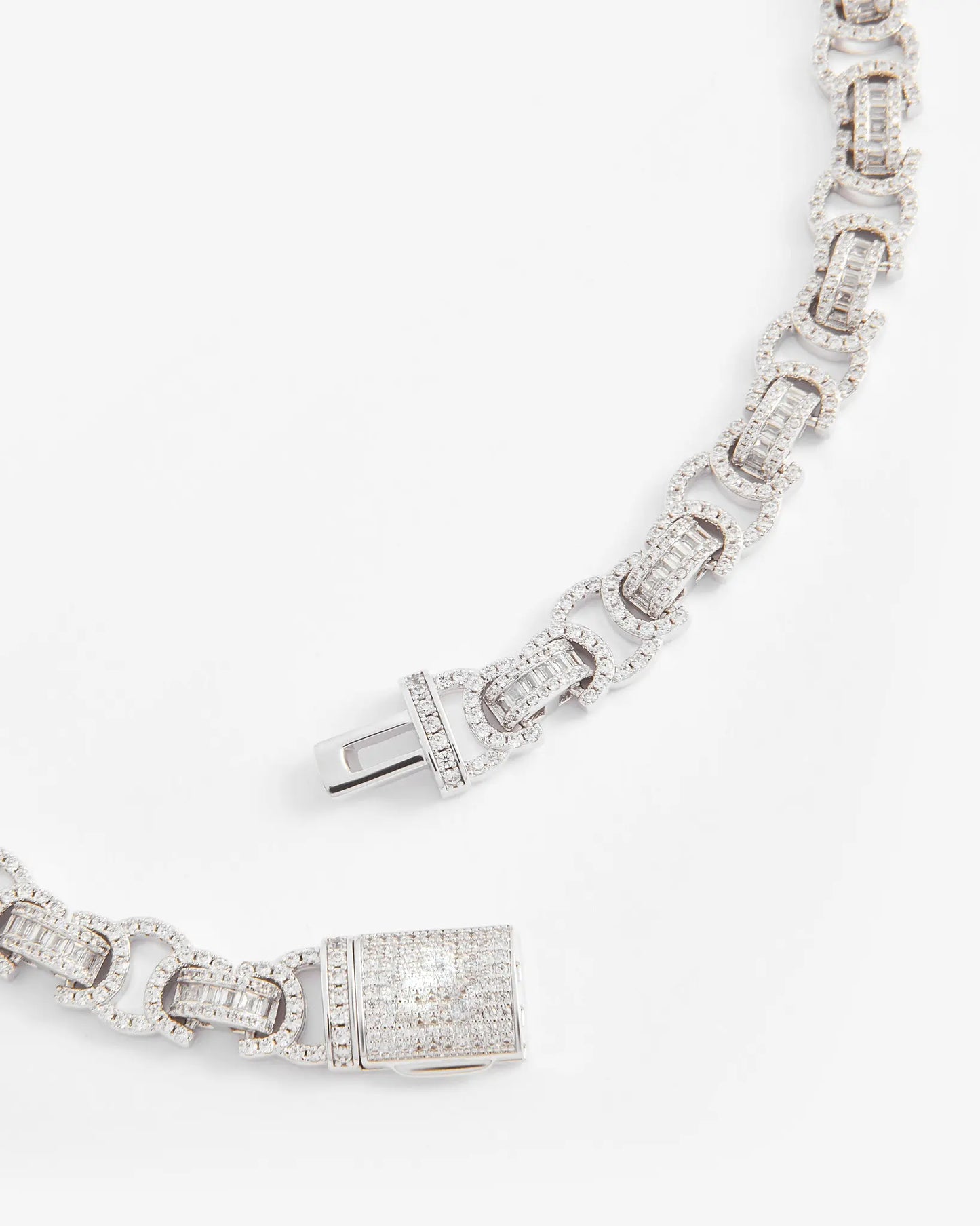 Iced Byzantine Chain - White Gold - Cartice™LuxuryJewelryGoldSilverWatchBraceletNecklaceChainIced-outCubanMoissaniteTarnish-freeStainlessDurablePremiumShinePlatedStatementDiamondAffordable