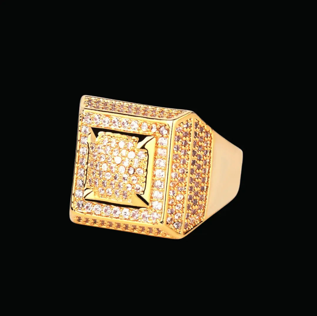 Empire Edition Iced Out Ring - Cartice™LuxuryJewelryGoldSilverWatchBraceletNecklaceChainIced-outCubanMoissaniteTarnish-freeStainlessDurablePremiumShinePlatedStatementDiamondAffordable