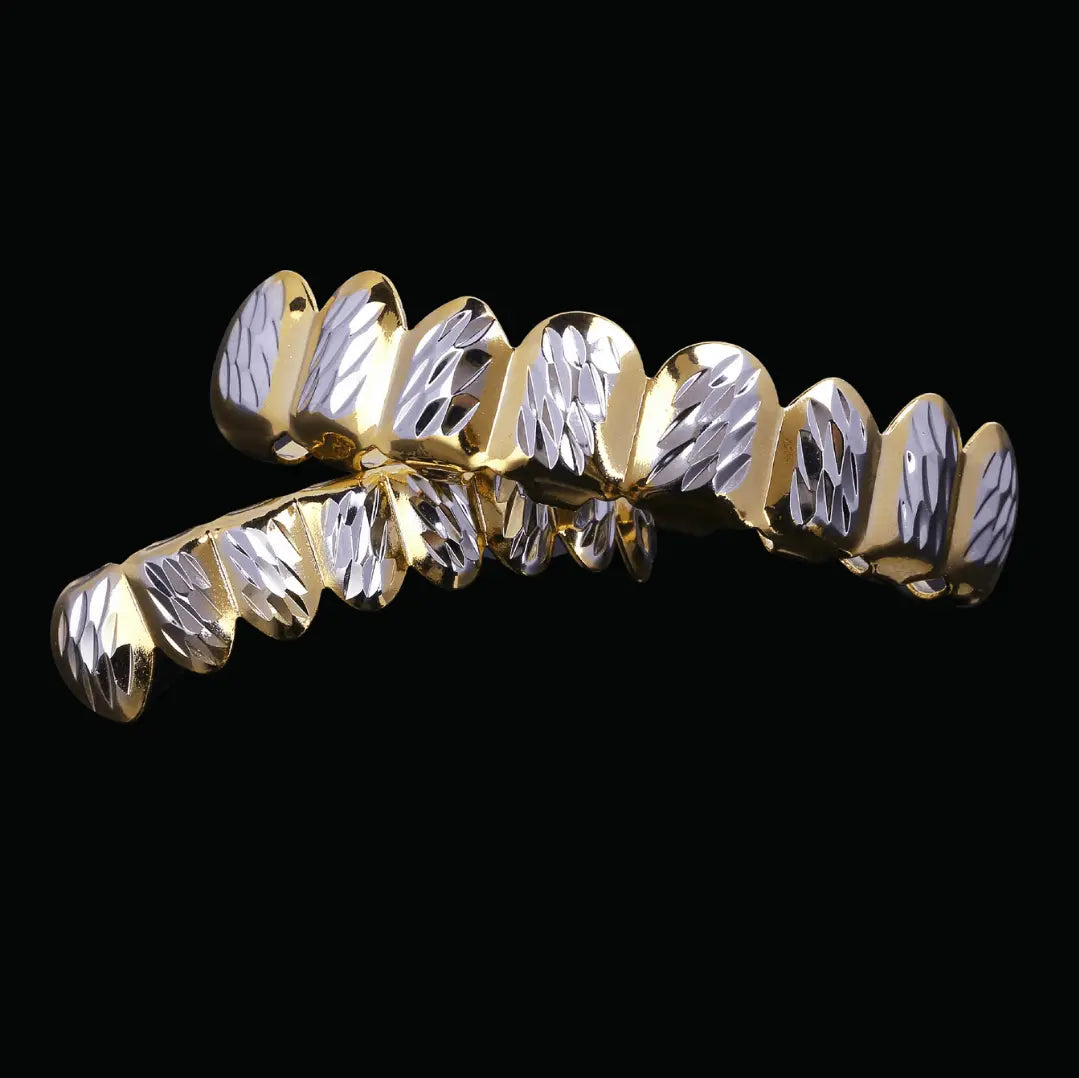 Smooth Paved Setting Iced Out Grillz - Cartice™LuxuryJewelryGoldSilverWatchBraceletNecklaceChainIced-outCubanMoissaniteTarnish-freeStainlessDurablePremiumShinePlatedStatementDiamondAffordable