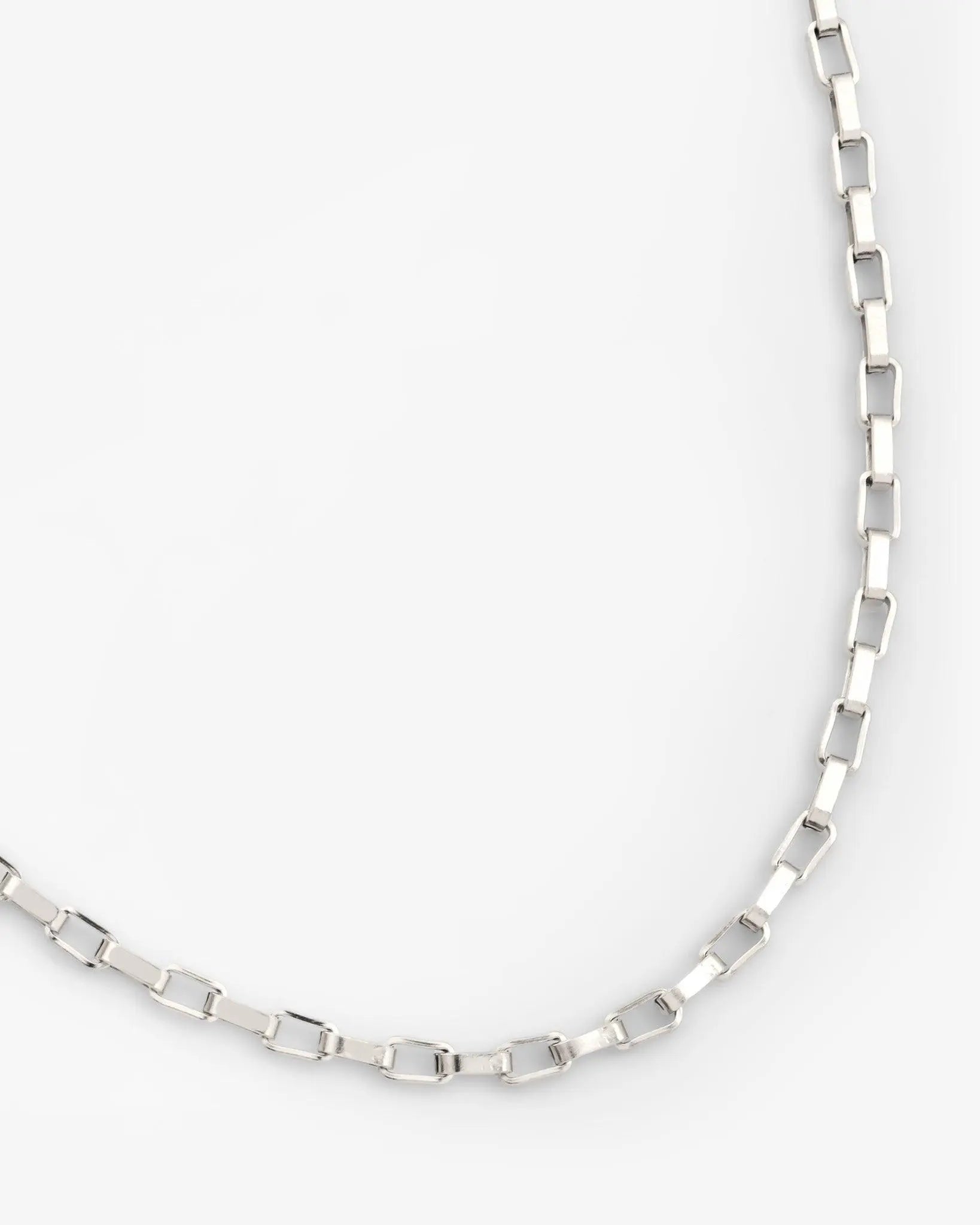 3mm Edge Chain - White Gold - Cartice™LuxuryJewelryGoldSilverWatchBraceletNecklaceChainIced-outCubanMoissaniteTarnish-freeStainlessDurablePremiumShinePlatedStatementDiamondAffordable