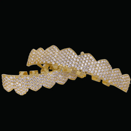 8 Teeth Fang Mouth Iced Out Grillz - Cartice™LuxuryJewelryGoldSilverWatchBraceletNecklaceChainIced-outCubanMoissaniteTarnish-freeStainlessDurablePremiumShinePlatedStatementDiamondAffordable