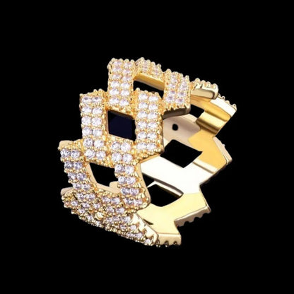 Crown Miami Cuban Link Iced Out Ring - Cartice™LuxuryJewelryGoldSilverWatchBraceletNecklaceChainIced-outCubanMoissaniteTarnish-freeStainlessDurablePremiumShinePlatedStatementDiamondAffordable