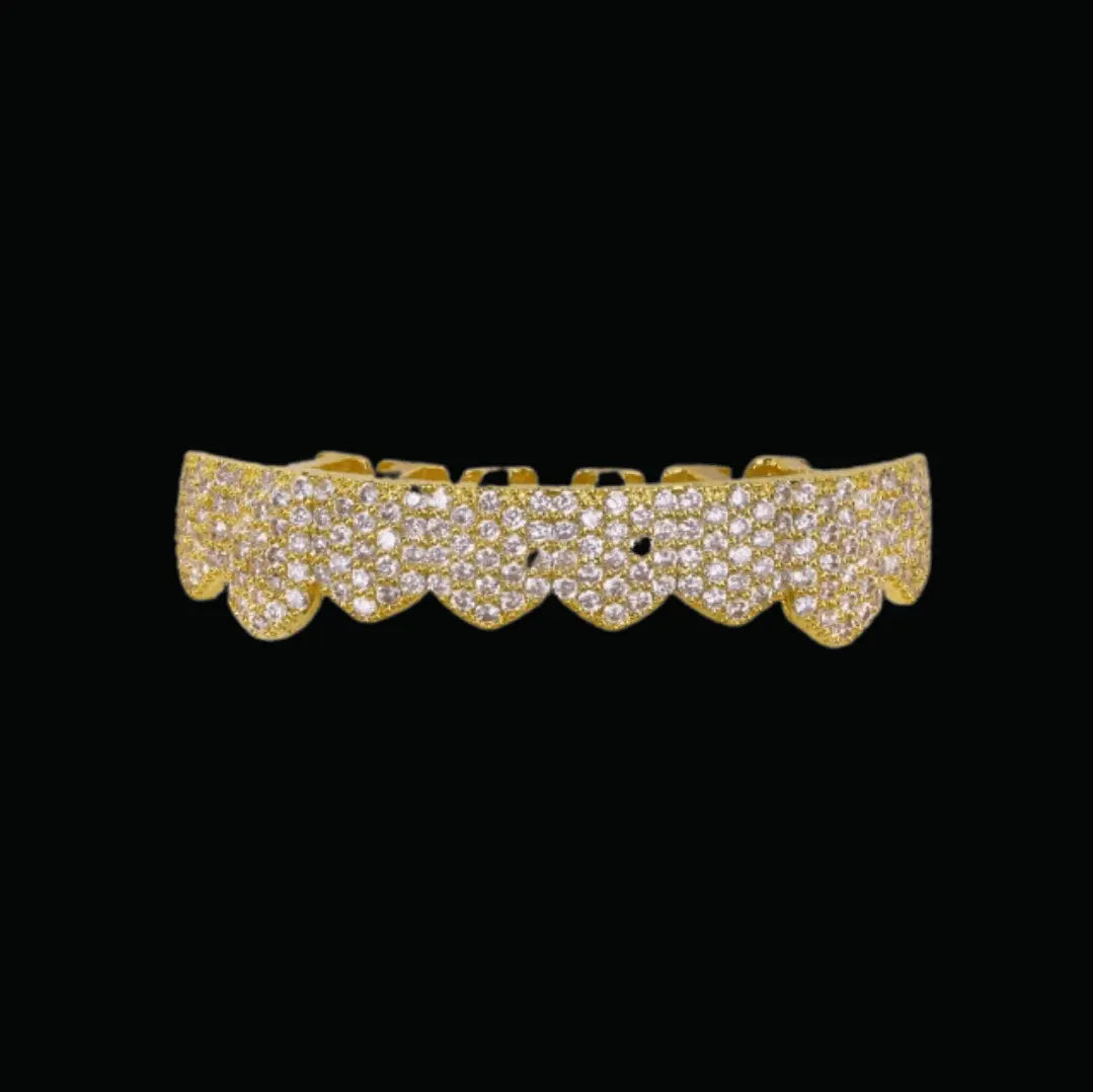 8 Teeth Fang Mouth Iced Out Grillz - Cartice™LuxuryJewelryGoldSilverWatchBraceletNecklaceChainIced-outCubanMoissaniteTarnish-freeStainlessDurablePremiumShinePlatedStatementDiamondAffordable