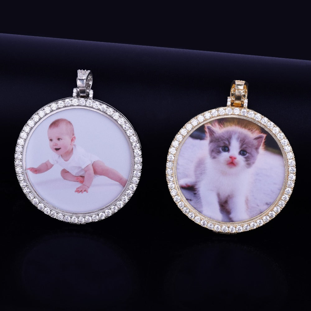 VVS1 Custom Photo Pendant- Gold