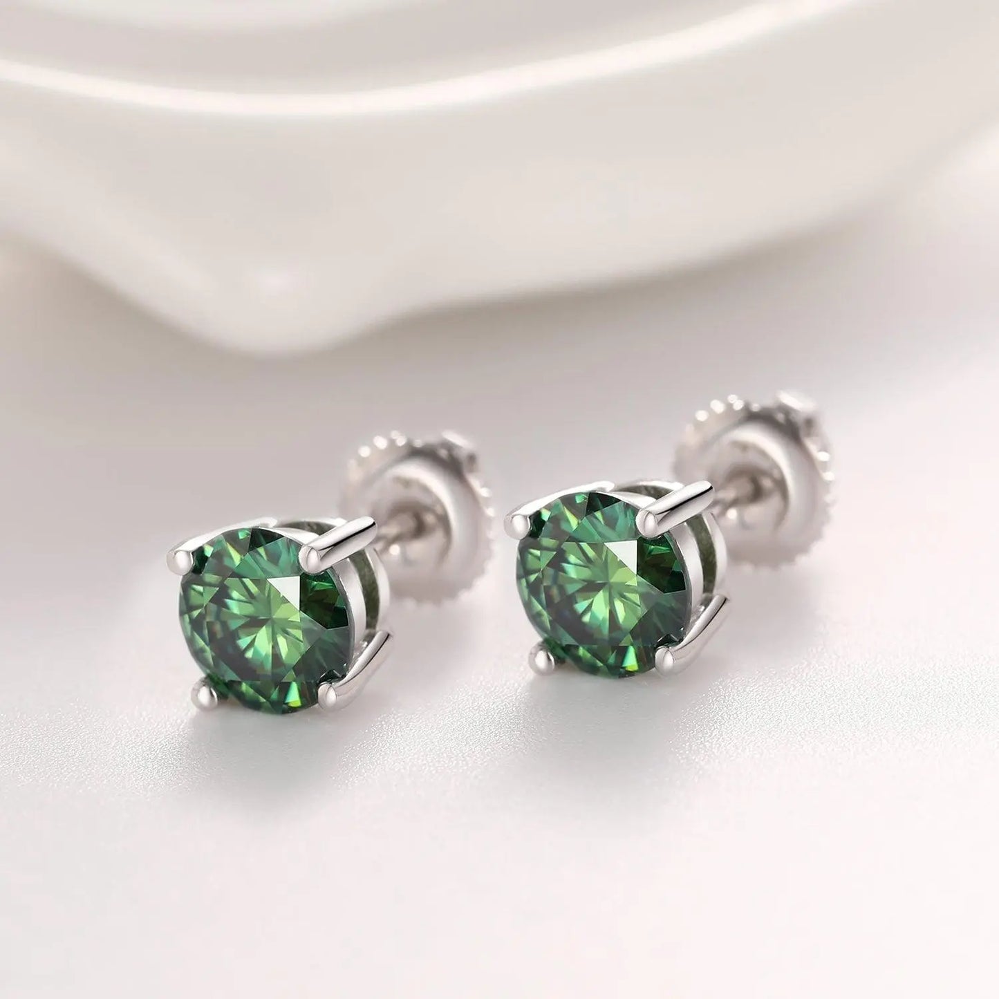 GREEN VVS ROUND 1CT EARRINGS   - White Gold Vermeil - Cartice™LuxuryJewelryGoldSilverWatchBraceletNecklaceChainIced-outCubanMoissaniteTarnish-freeStainlessDurablePremiumShinePlatedStatementDiamondAffordable