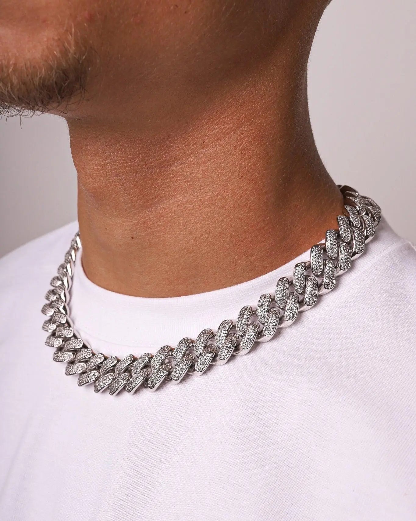 20MM ICED CUBAN CHAIN - WHITE GOLD - Cartice™LuxuryJewelryGoldSilverWatchBraceletNecklaceChainIced-outCubanMoissaniteTarnish-freeStainlessDurablePremiumShinePlatedStatementDiamondAffordable