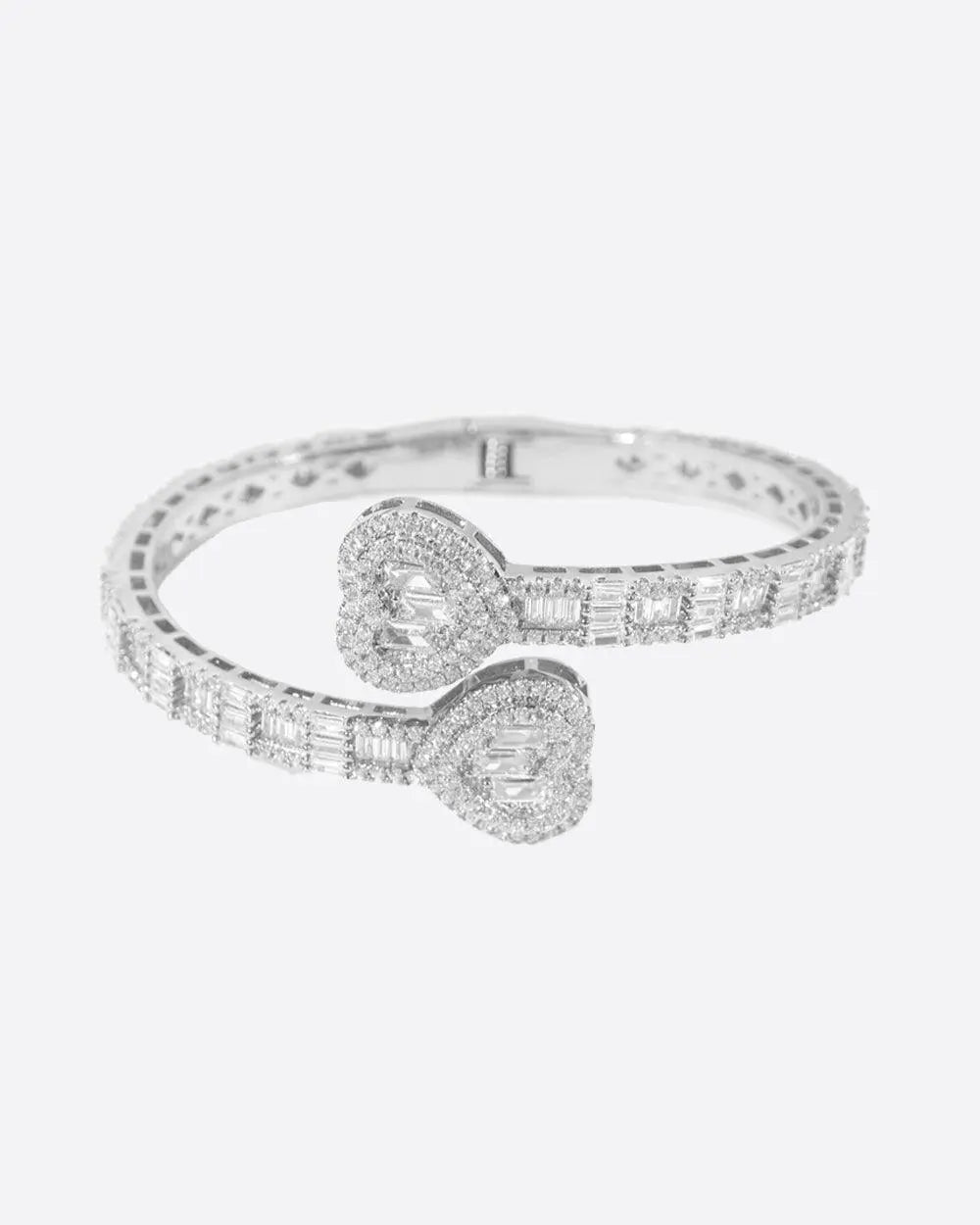 LOVE BANGLE BRACELET - WHITE GOLD - Cartice™LuxuryJewelryGoldSilverWatchBraceletNecklaceChainIced-outCubanMoissaniteTarnish-freeStainlessDurablePremiumShinePlatedStatementDiamondAffordable